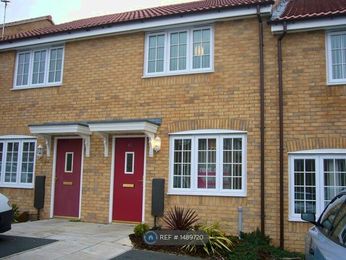 2 Bedroom Terraced House To Rent In Royal Drive, Fulwood, Preston, PR2