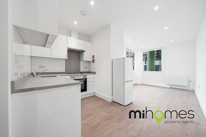 Studio To Rent In Key Point, Potters Bar, EN6