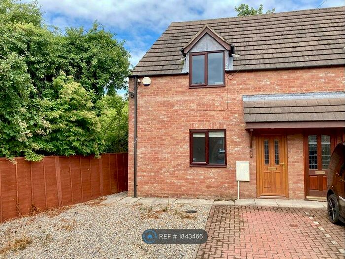 1 Bedroom Semi-Detached House To Rent In Lang House, York, YO10