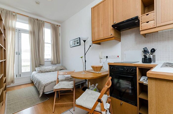 Studio To Rent In Fairholme Road, West Kensington, London, W14