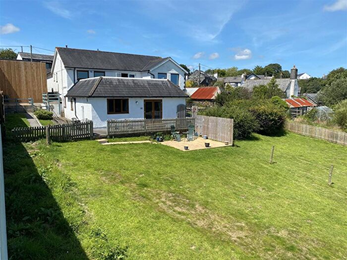 6 Bedroom Detached House For Sale In Rezare, Launceston, PL15