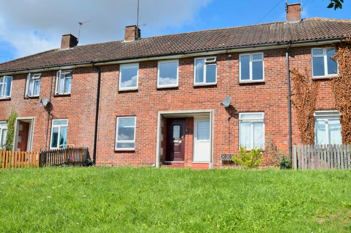 3 Bedroom Terraced House To Rent In Winchester, SO22