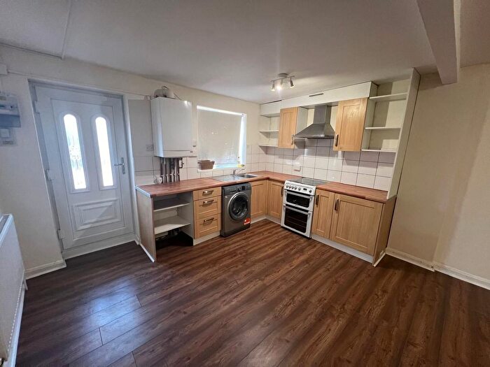 Studio To Rent In Hampshire Avenue, Slough, SL1