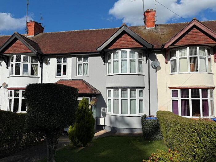 3 Bedroom Terraced House For Sale In Kettering Road, Northampton, NN3