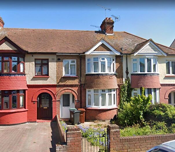 3 Bedroom Property To Rent In Gravesend, DA12