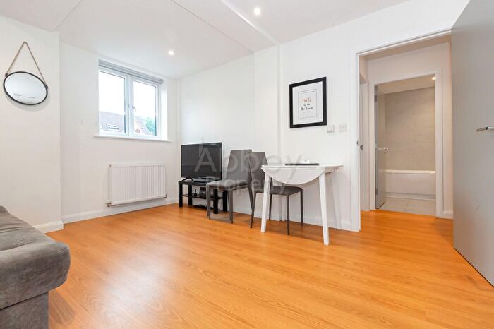 1 Bedroom Flat To Rent In Napier Road, Luton, LU1