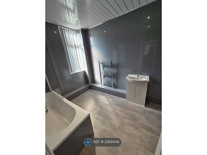 2 Bedroom Flat To Rent In Corporation Road, Darlington, DL3