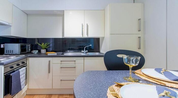 1 Bedroom Studio To Rent In 87 Newmarket Road, Cambridge, Cambridge CB5