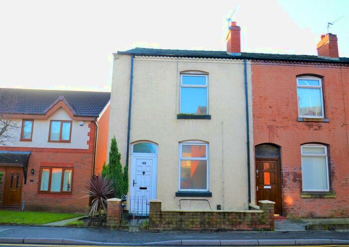2 Bedroom End Of Terrace House To Rent In Manchester Road, Tyldesley, Manchester, M29