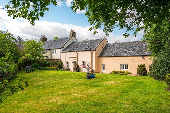 4 Bedroom Semi-Detached House For Sale In Howgate, Penicuik, Midlothian, EH26