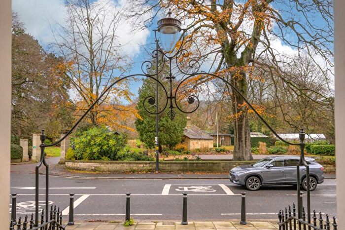2 Bedroom Apartment For Sale In Sydney Place, Bathwick, Bath, BA2