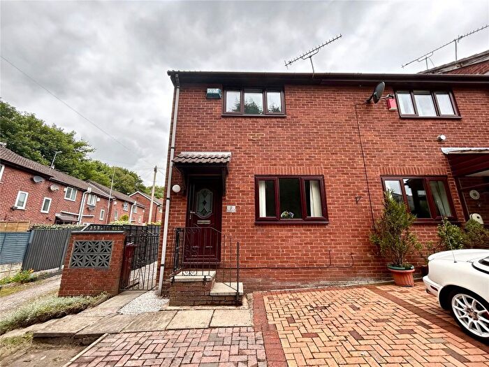 1 Bedroom End Of Terrace House To Rent In Selborne Mews, Blackburn, Lancashire, BB2