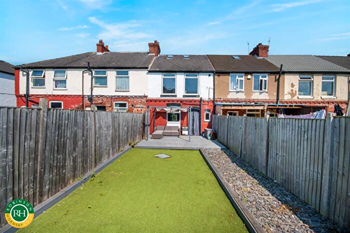 2 Bedroom Terraced House For Sale In Avenue Road, Askern, Doncaster, DN6