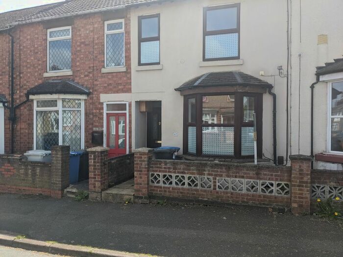 3 Bedroom Property To Rent In Roundhill Road, Kettering, NN15