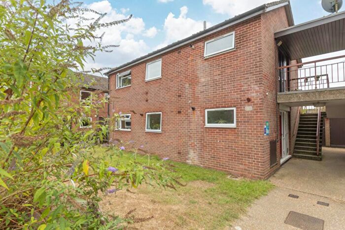 2 Bedroom Flat For Sale In Harwood Road, Norwich, NR1