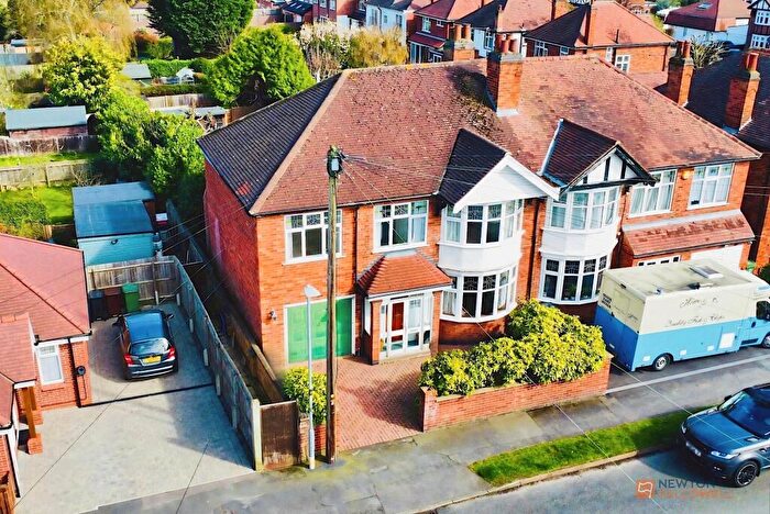 5 Bedroom Semi Detached House For Sale In Cliffwood Avenue, Birstall, LE4