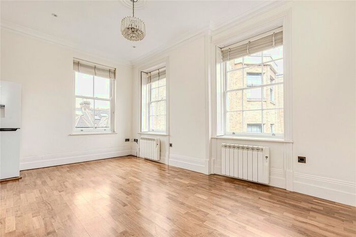 2 Bedroom Flat To Rent In Gilmore House, Clapham Common North Side, SW4