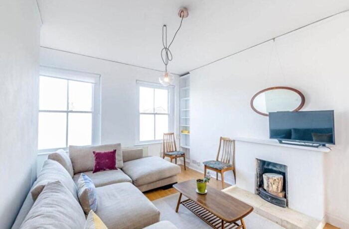 2 Bedroom Flat To Rent In Fortess Road London, NW5