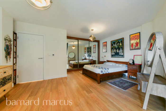 1 Bedroom Apartment To Rent In Stead Street, London, SE17