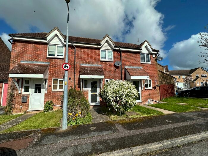 2 Bedroom Detached House To Rent In Chalkdown, Stevenage, SG2