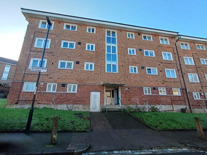 2 Bedroom Flat To Rent In Dianthus Close, London, SE2