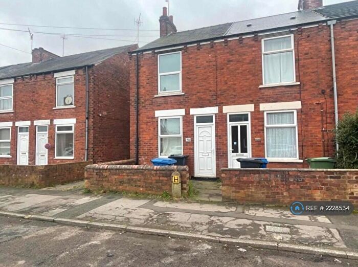 2 Bedroom End Of Terrace House To Rent In Baden Powell Road, Chesterfield, S40