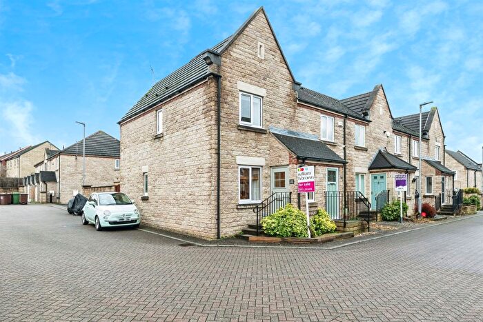 2 Bedroom End Terrace House For Sale In Hayfield Way, Ackworth, Pontefract, WF7