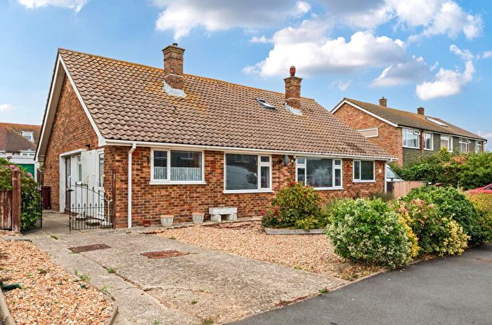2 Bedroom Semi-Detached Bungalow For Sale In Wellington Gardens, Selsey, PO20