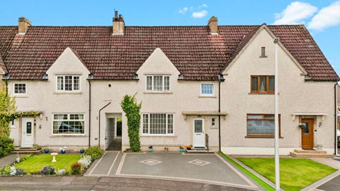 3 Bedroom Terraced House For Sale In Keavil Place, Crossford, Dunfermline, KY12