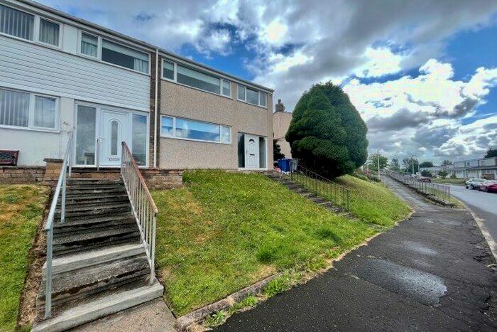 3 Bedroom Property To Rent In Windward Road, Glasgow, G75