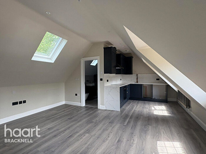 1 Bedroom Flat To Rent In Lady Margaret Road, Ascot, SL5