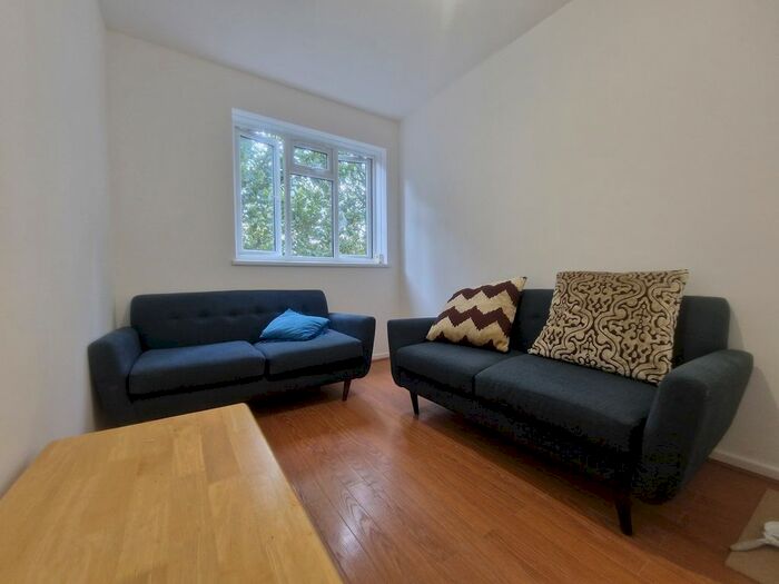 1 Bedroom Flat To Rent In Lindley Street, Whitechapel, London, E1