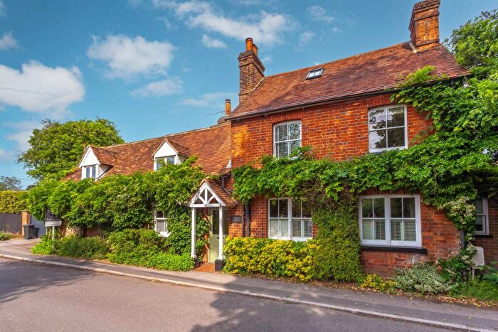 5 Bedroom Detached House For Sale In Sedgewell Road, Sonning Common, South Oxfordshire, RG4