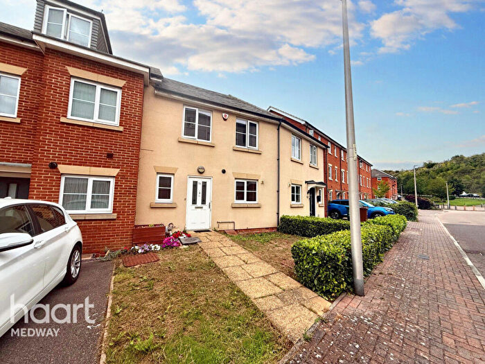 2 Bedroom Terraced House For Sale In Butlers Park Way, Rochester, ME2