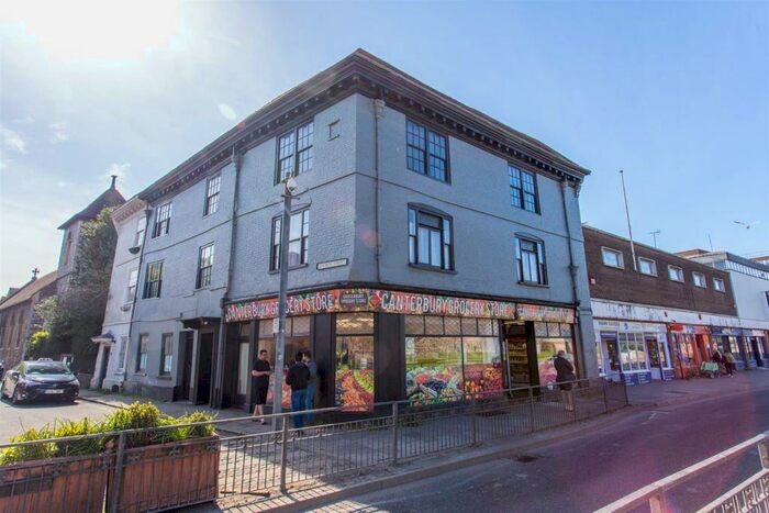 2 Bedroom Flat To Rent In Lower Bridge Street, Canterbury, CT1