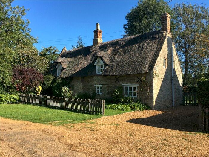 3 Bedroom Detached House To Rent In St. Botolphs Green, Elton, PE8