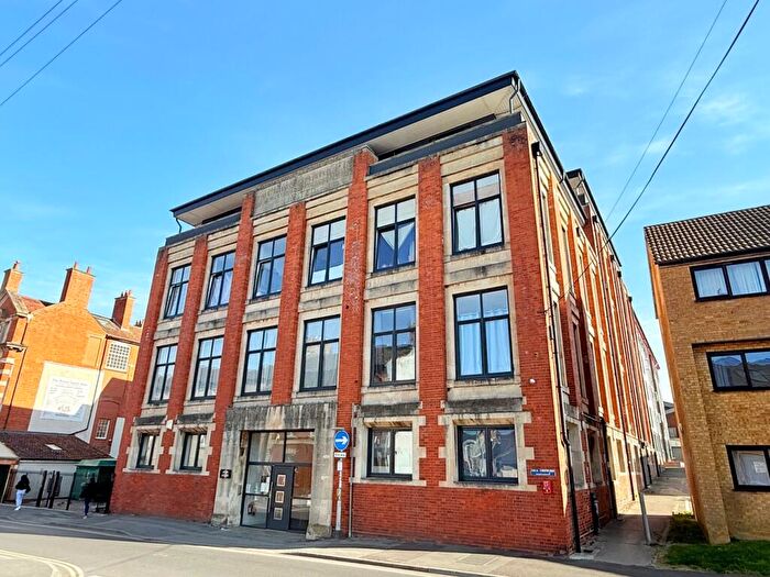 Apartment To Rent In Newton Road, Yeovil, BA20