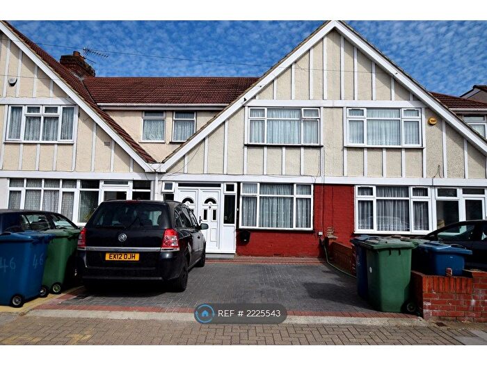 4 Bedroom Terraced House To Rent In Charlton Road, Harrow, HA3