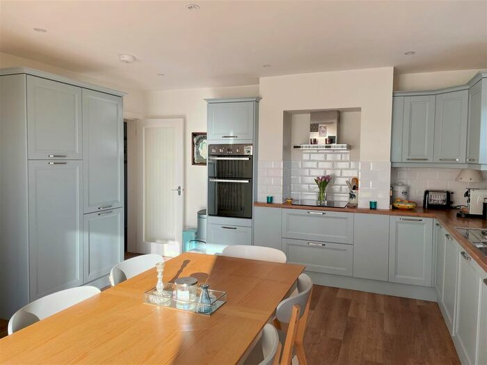 2 Bedroom Semi-Detached House For Sale In Claygate Lane, Shipbourne, Tonbridge, TN11