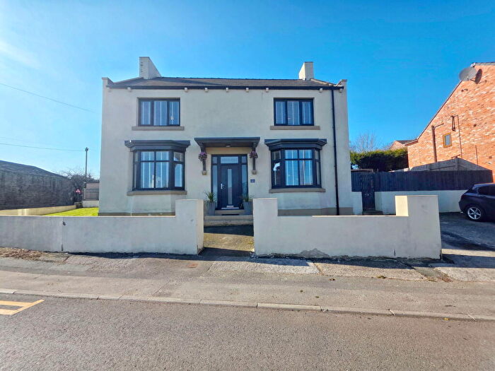 5 Bedroom Detached House For Sale In Ballfield Lane, Darton, Barnsley, S75