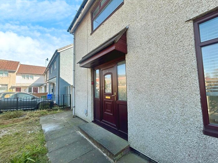 3 Bedroom Semi-Detached House To Rent In Bankside, Hyde, Greater Manchester, SK14