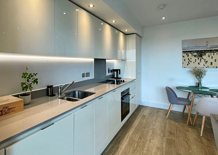 1 Bedroom Flat For Sale In Masters Court, Lyon Road, Harrow, HA1