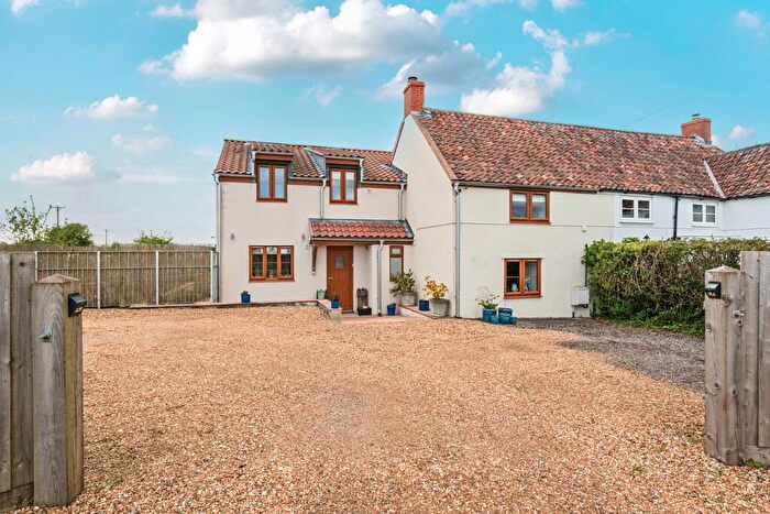 4 Bedroom Cottage For Sale In Ston Easton, Radstock, BA3