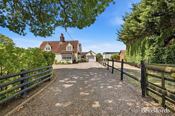 4 Bedroom Detached House For Sale In Bicknacre Road, East Hanningfield, CM3