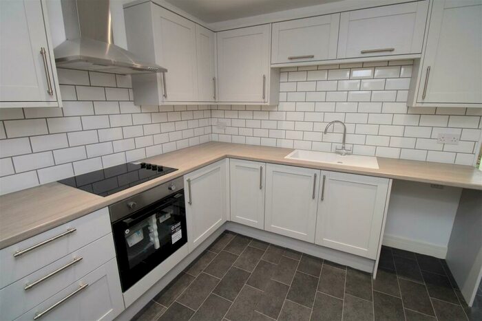 3 Bedroom Terraced House To Rent In Park Street, Abercynon, Mountain Ash, CF45