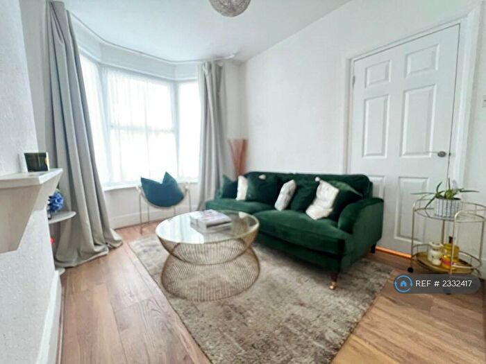 3 Bedroom Terraced House To Rent In Havelock Road, Gravesend, DA11