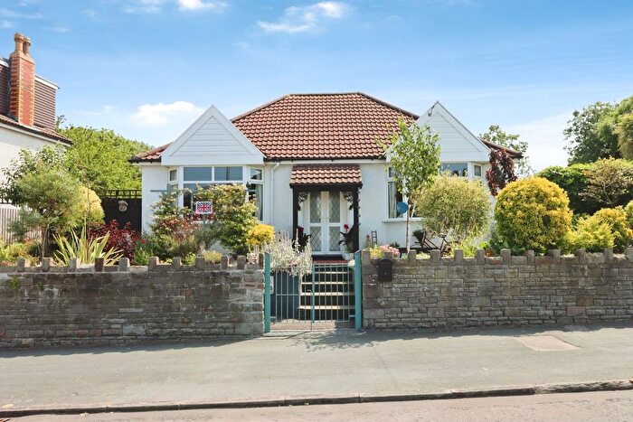 2 Bedroom Bungalow For Sale In Soundwell Road, Kingswood, Bristol, BS16