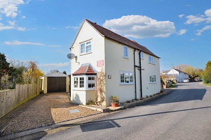 3 Bedroom Detached House For Sale In Willow Bank Road, Alderton, Tewkesbury, Gloucestershire, GL20