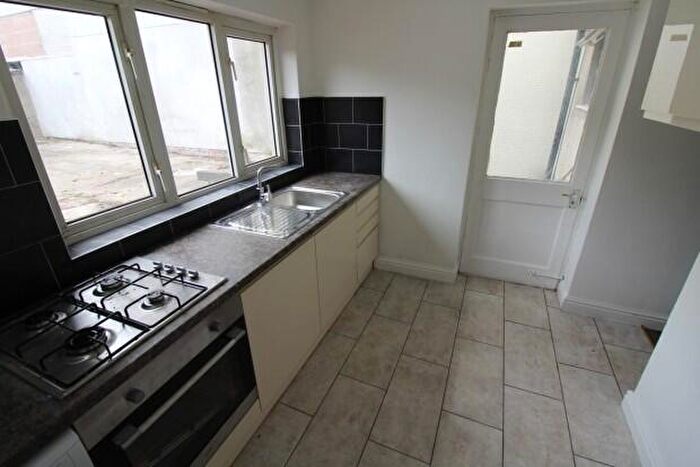 1 Bedroom Flat To Rent In Broadway Cardiff, CF24