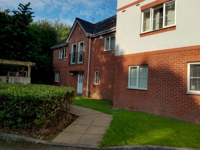 2 Bedroom Flat To Rent In Haunch Lane, Kings Heath, Birmingham, B13